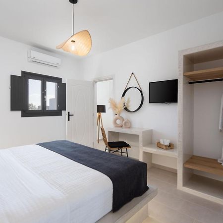 Almira Luxury Suites Perissa Exterior foto