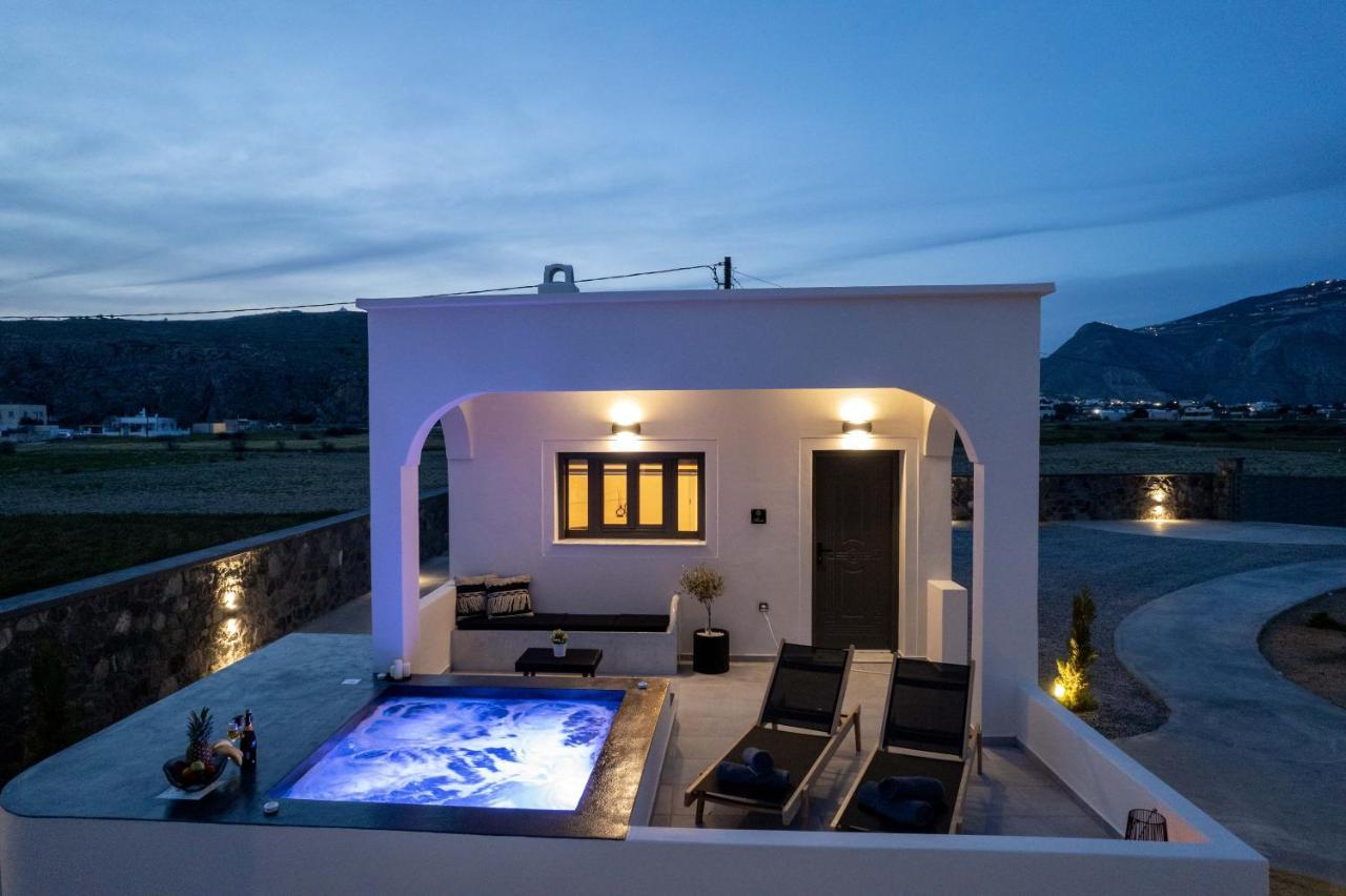 Almira Luxury Suites Perissa Exterior foto