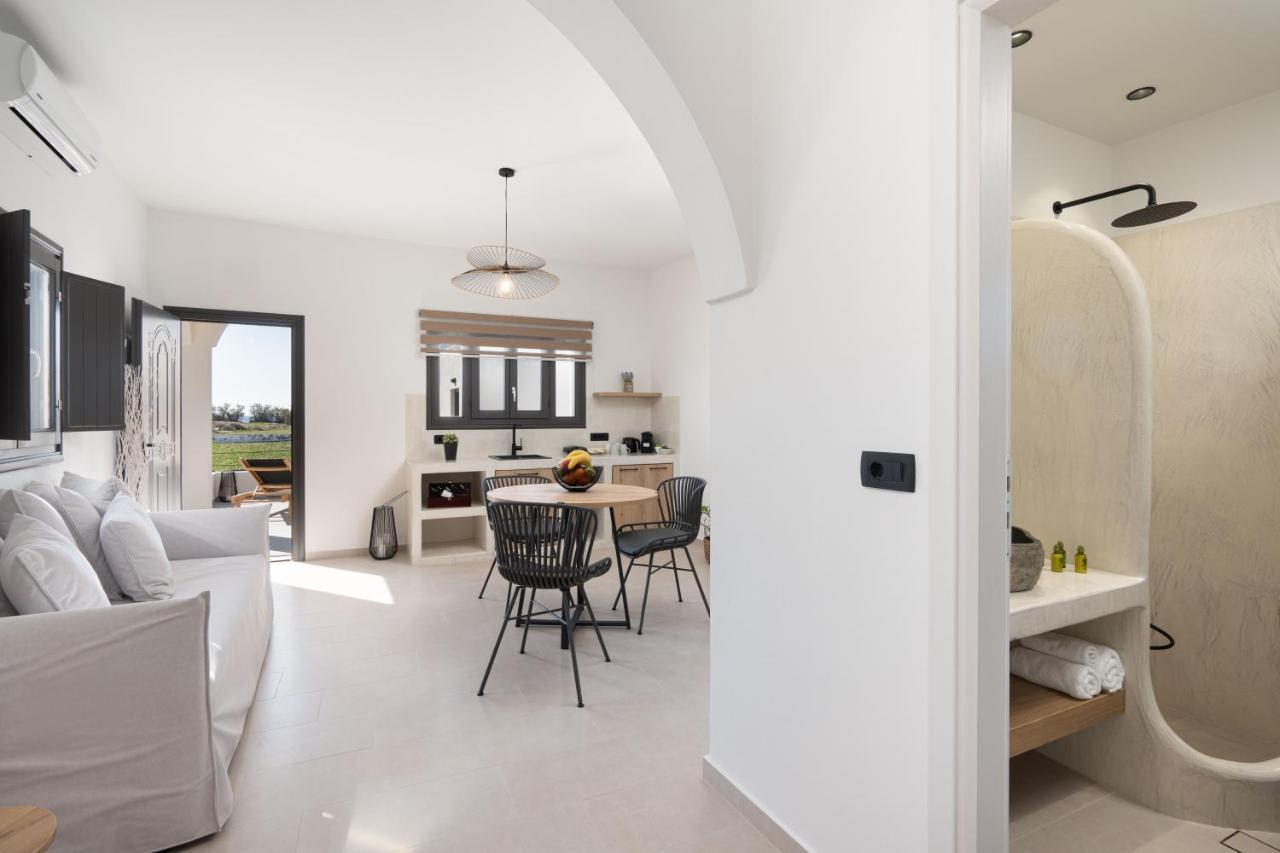 Almira Luxury Suites Perissa Exterior foto