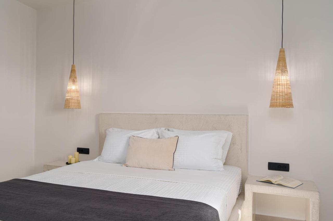 Almira Luxury Suites Perissa Exterior foto