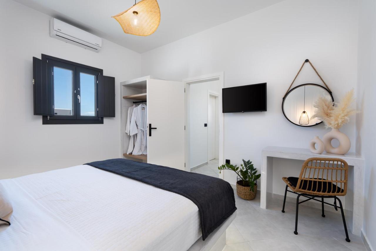 Almira Luxury Suites Perissa Exterior foto